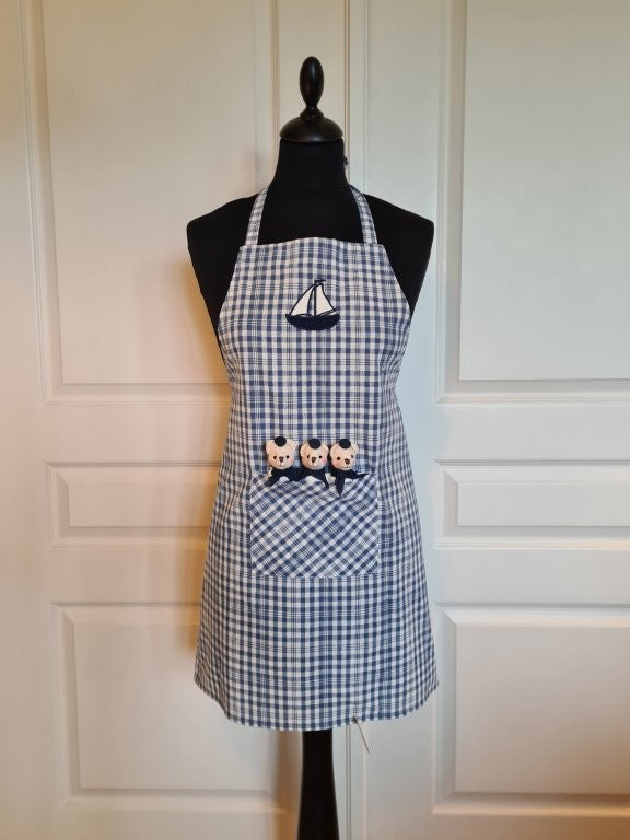 Kinderschortje met marinebeertjes – blauw geruit