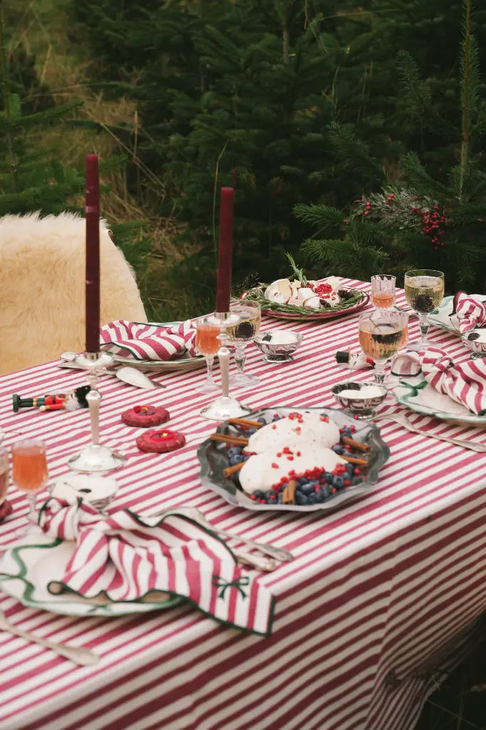 Tablecloth - Noëline Burgundy - 3 Sizes