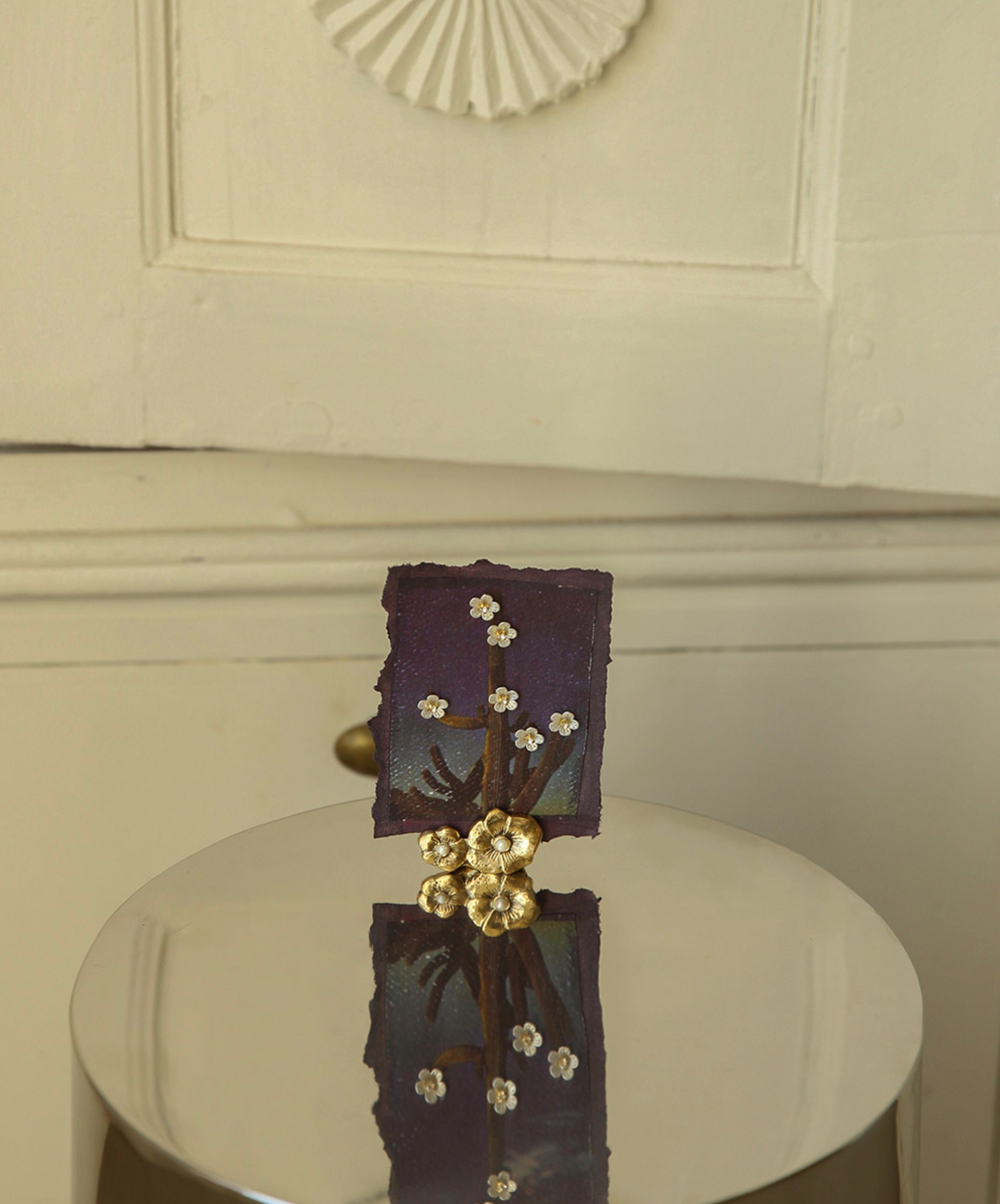Card and photo holder "Flower with pearl"