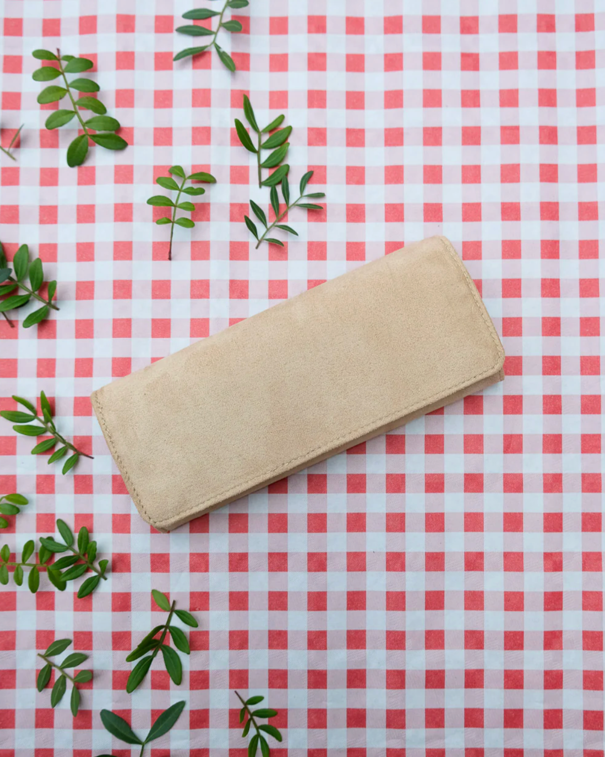 Velvet jewelry pochette - Beige