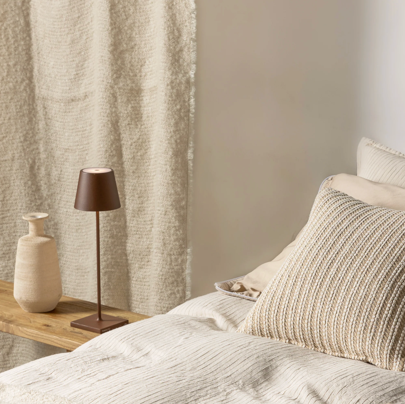 Poldina Corten Table Lamp – Wireless & Dimmable