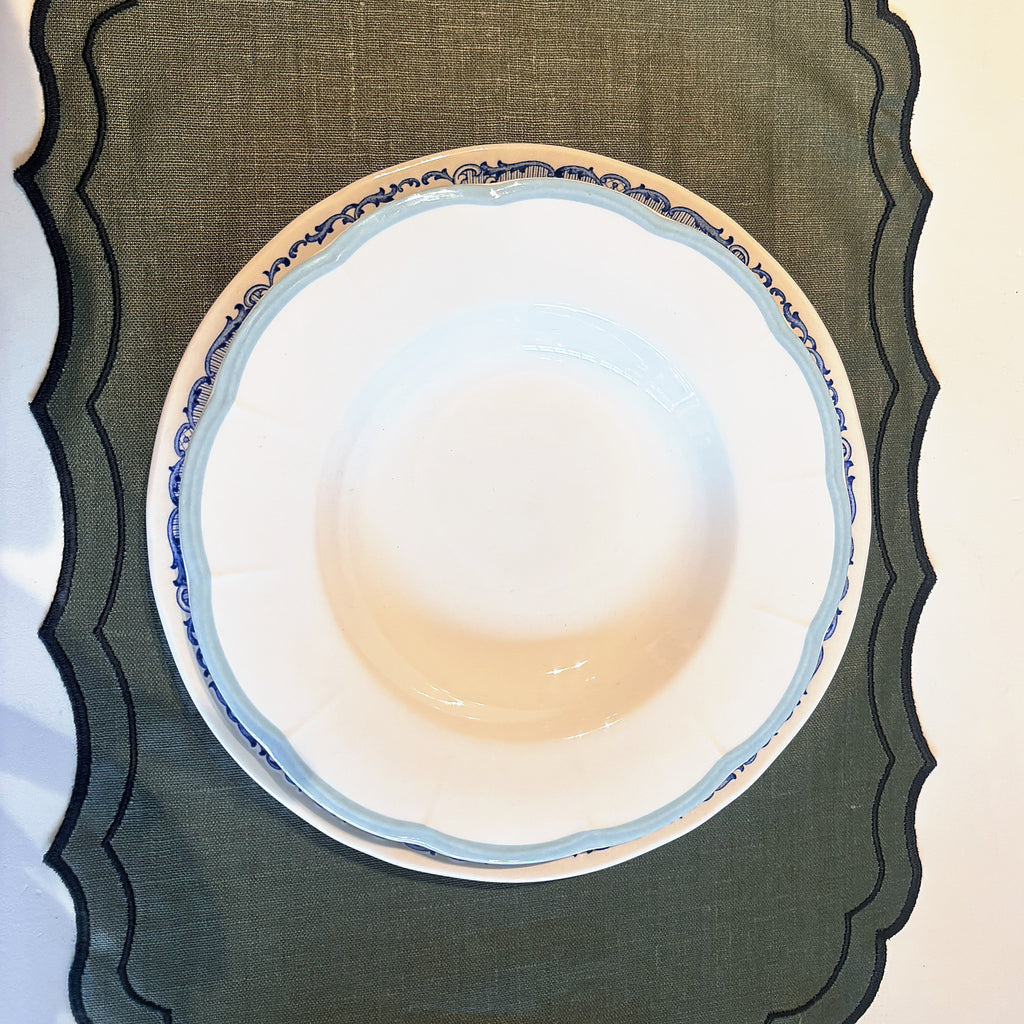 Serviesset Rose en Petalo blauw, diep bord Petalo op plat bord Rose